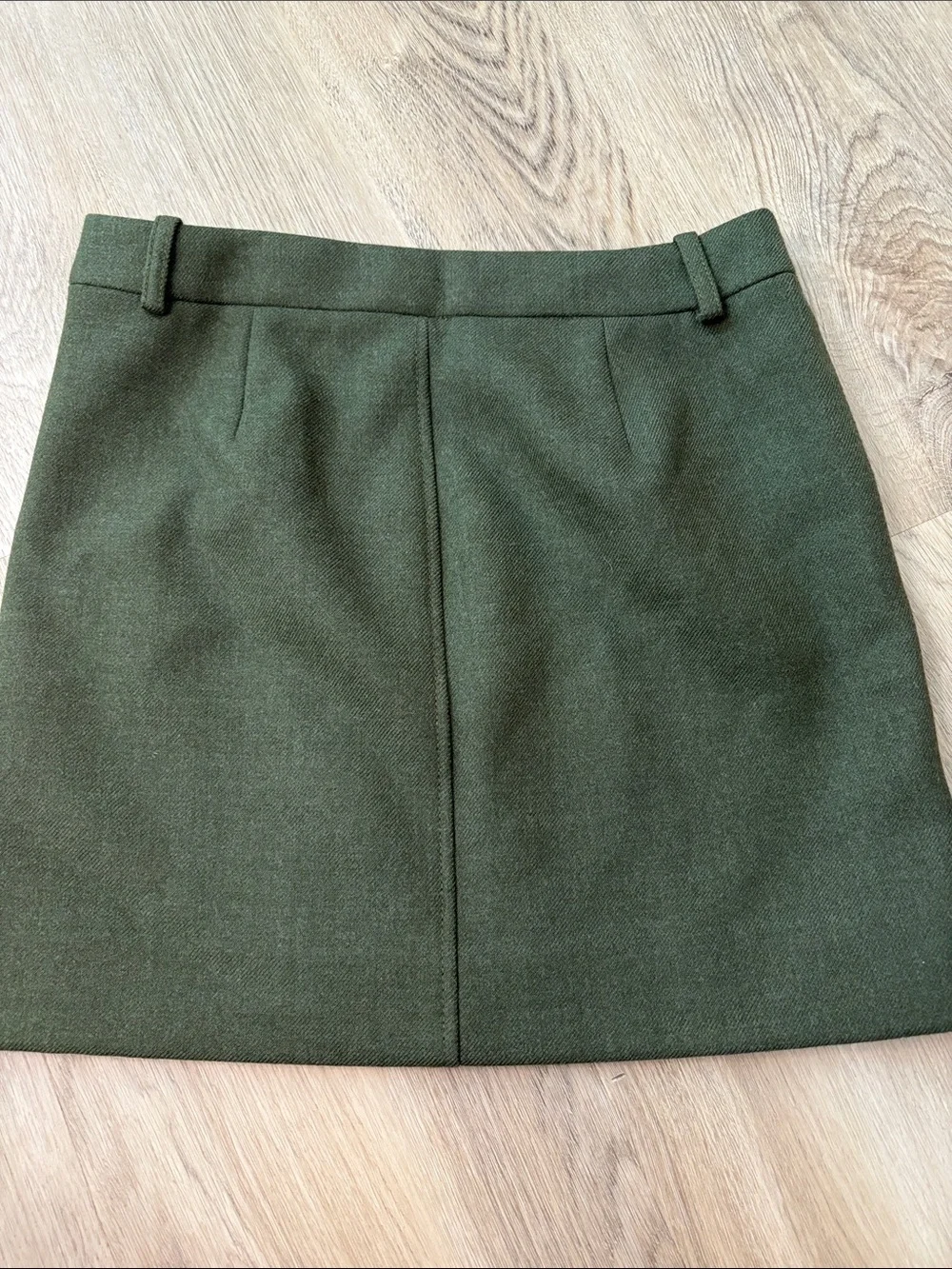 J. Crew Motorcycle Wool Mini Skirt Loden Green Gold Zip Size 2 business casual